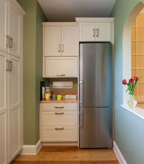 Холодильник в интерьере 