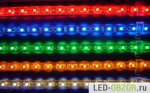 Цветная RGB, резистор стоит на каждые светодиод или на каждые два.