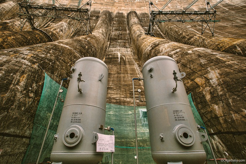 Саяно-Шушенская ГЭС, трансформаторы электричества