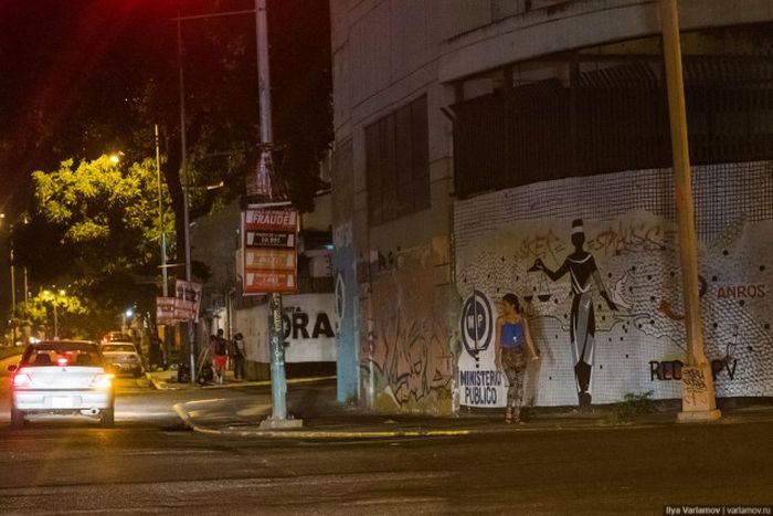 Проституция в Венесуэле (24 фото)