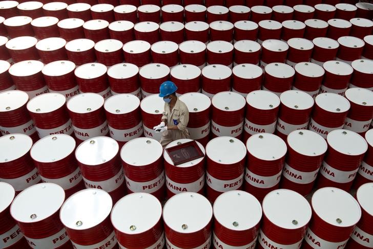 © Reuters. Запасы нефти в США выросли на 3,803 млн баррелей