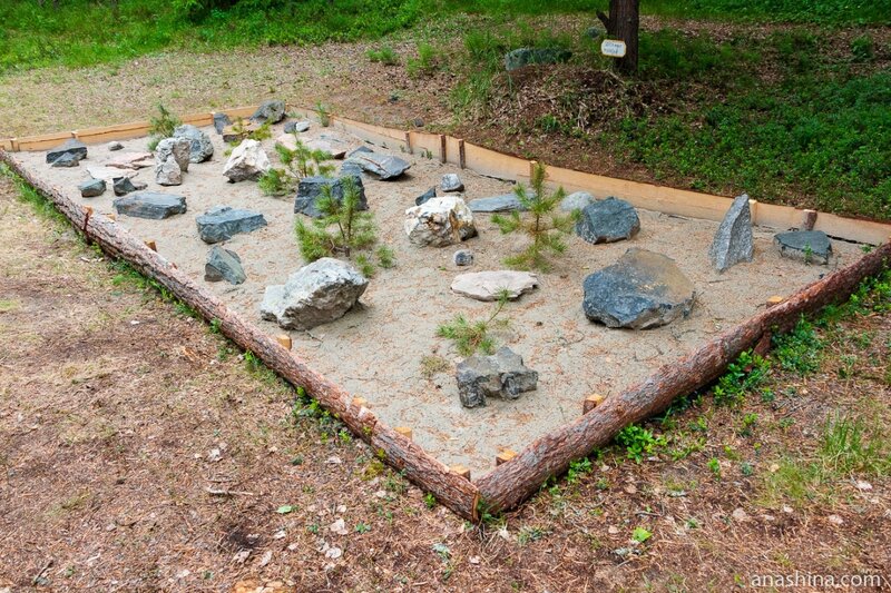 Выставка камней, парк Гирвас, Карелия