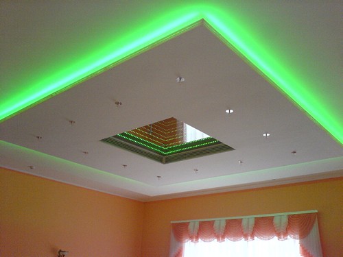 светодиодная подсветка потолка фото